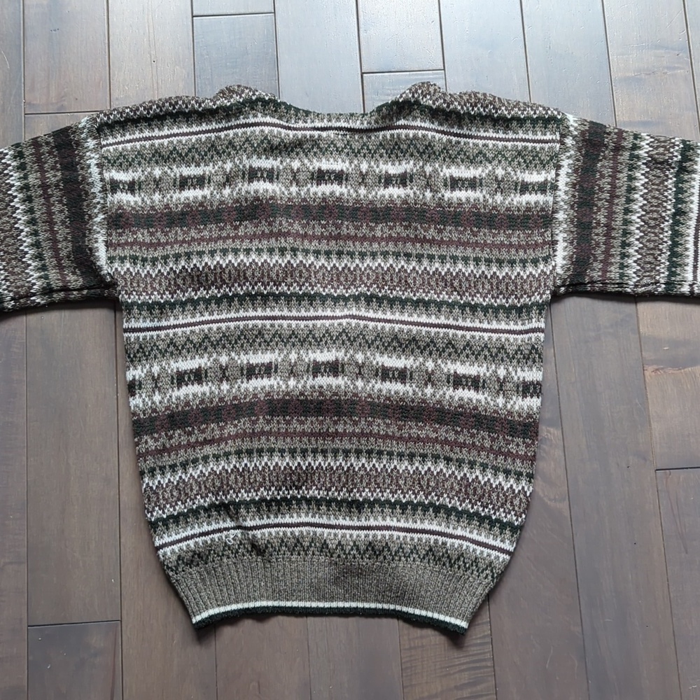 Urban Renewal S/M Cardigan - Picture 9 of 9